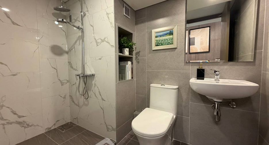For sale 2 bedrooms condo in Khan Na Yao, Bangkok