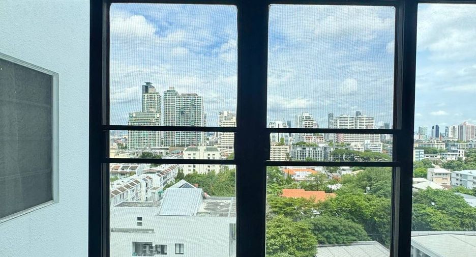 À vendre 3 chambres condo à Watthana, Bangkok