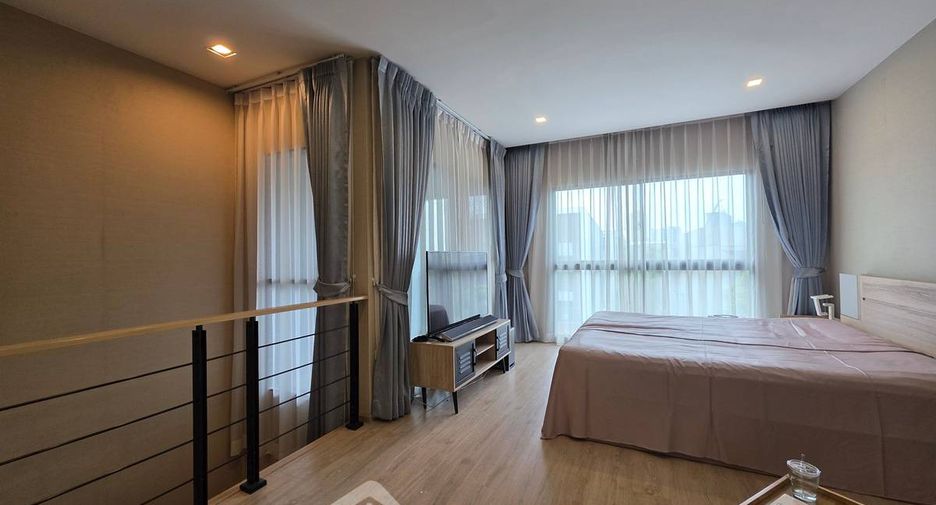 Casa adosada en venta de 3 habitaciones en Suan Luang, Bangkok