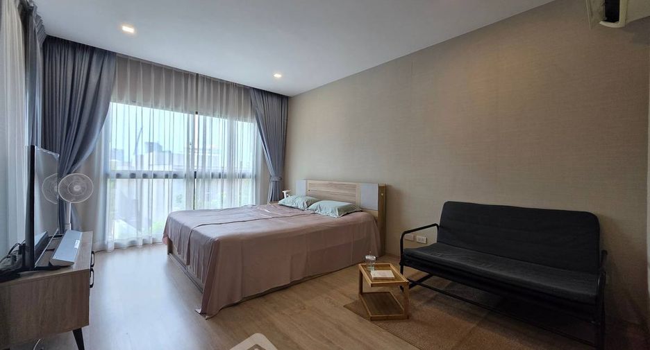 Casa adosada en venta de 3 habitaciones en Suan Luang, Bangkok