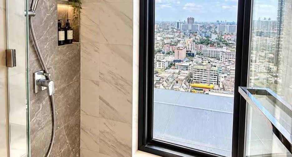 À vendre 2 chambres condo à Chatuchak, Bangkok