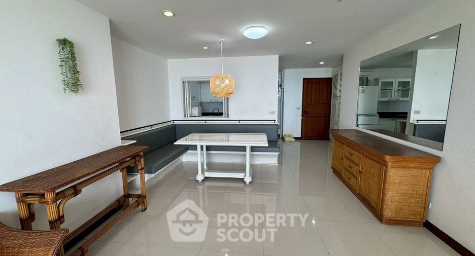 For rent and for sale 2 bedrooms condo in Si Racha, Chonburi