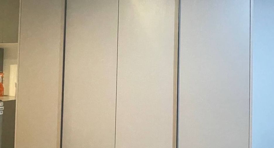 For sale 1 bed condo in Phra Khanong, Bangkok