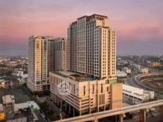 For sale 3 bedrooms apartment in Watthana, Bangkok