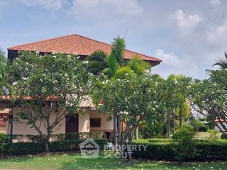 For sale 3 bedrooms house in Mueang Chon Buri, Chonburi