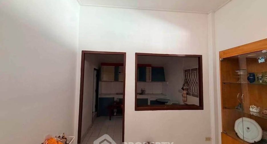 Haus zum Kauf mit 2 Zimmer in Bang Lamung, Chonburi