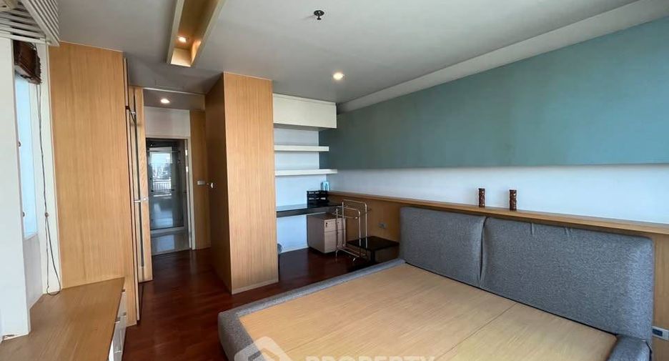 Wohnung zum Kauf mit 2 Zimmer in Sathon, Bangkok