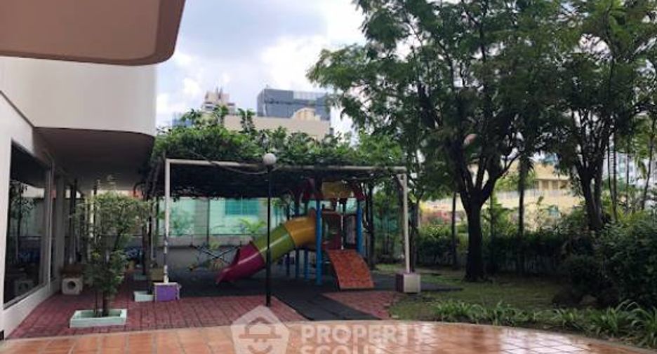 À vendre 3 chambres condo à Watthana, Bangkok