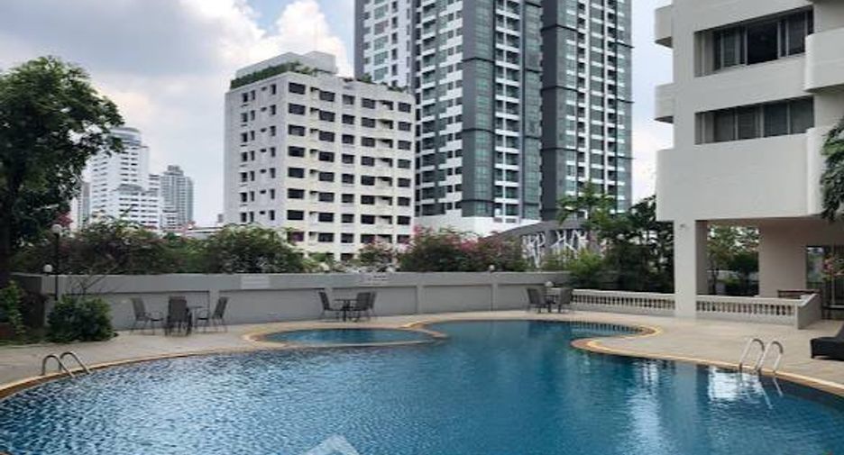 À vendre 3 chambres condo à Watthana, Bangkok
