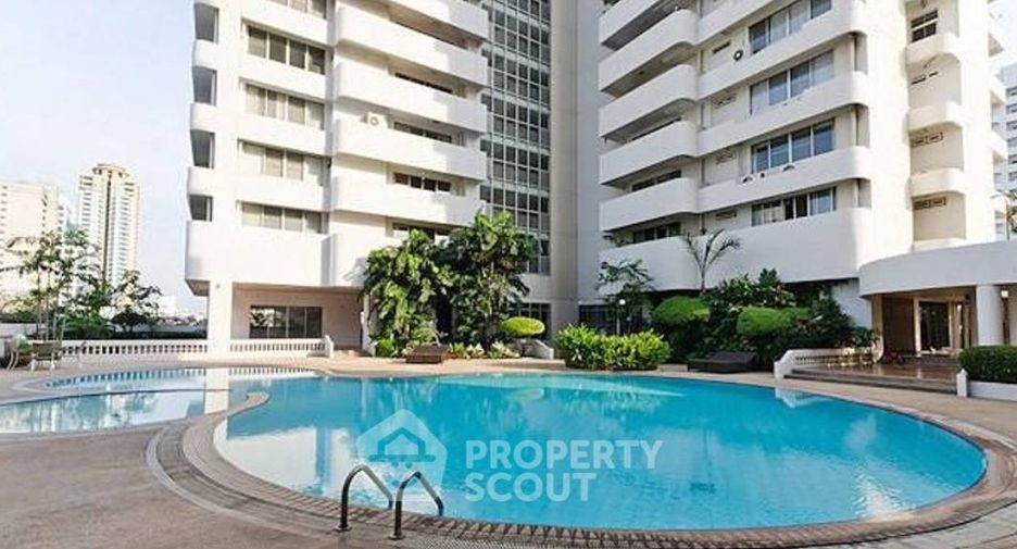 À vendre 3 chambres condo à Watthana, Bangkok
