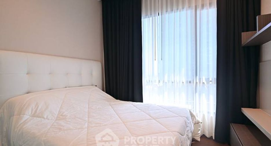 For sale 2 bedrooms condo in Huai Khwang, Bangkok