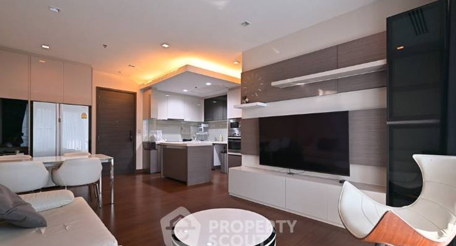 For sale 2 bedrooms condo in Huai Khwang, Bangkok