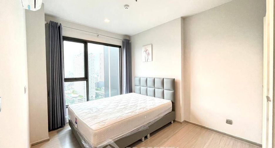For sale 2 bedrooms condo in Huai Khwang, Bangkok