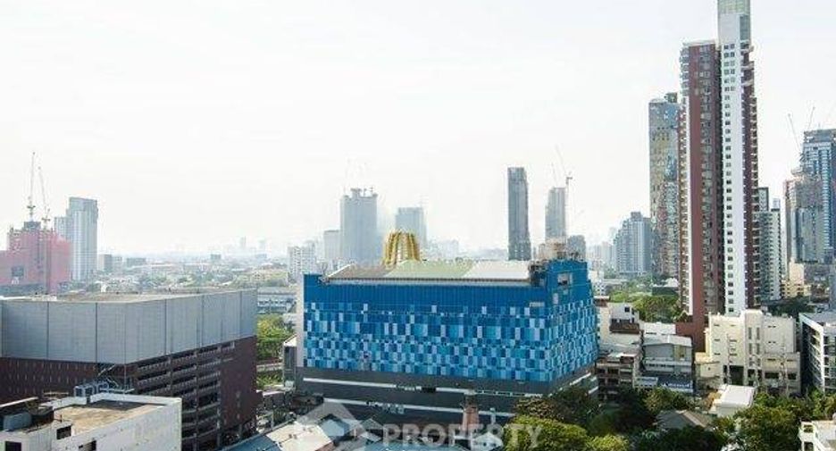 À vendre 1 chambre condo à Khlong Toei, Bangkok