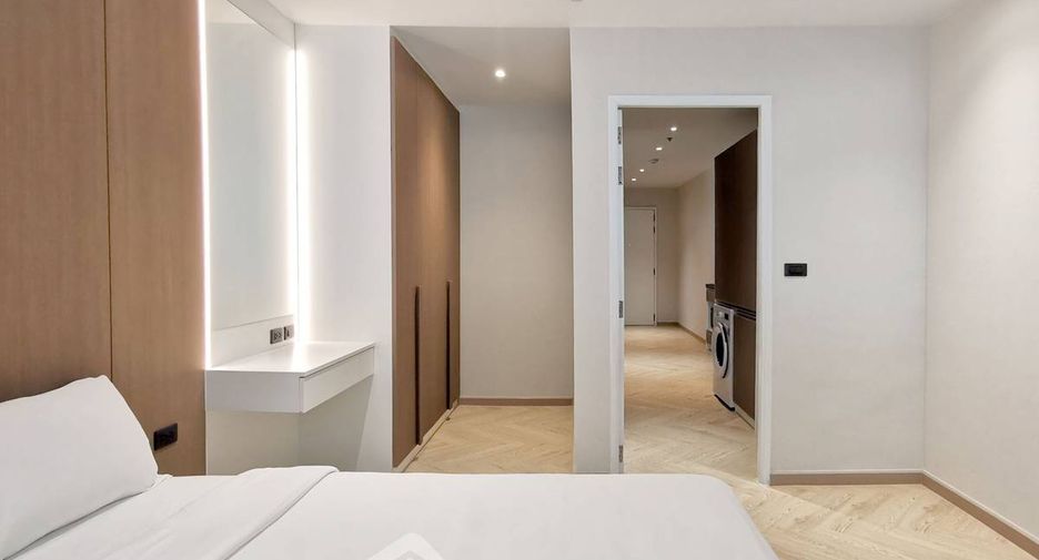 For sale 2 bedrooms condo in Khlong Toei, Bangkok
