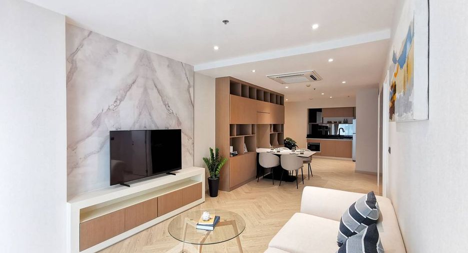 For sale 2 bedrooms condo in Khlong Toei, Bangkok