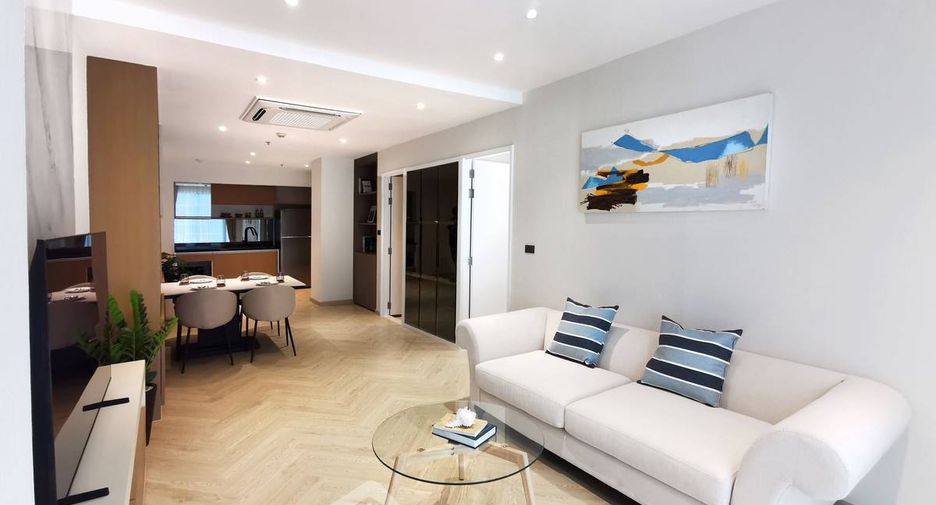 For sale 2 bedrooms condo in Khlong Toei, Bangkok