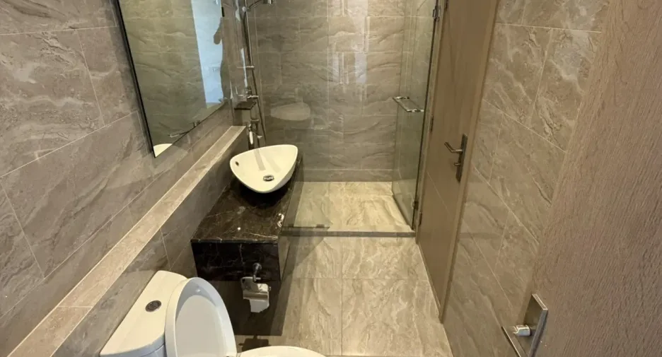 À vendre 1 chambre condo à Huai Khwang, Bangkok