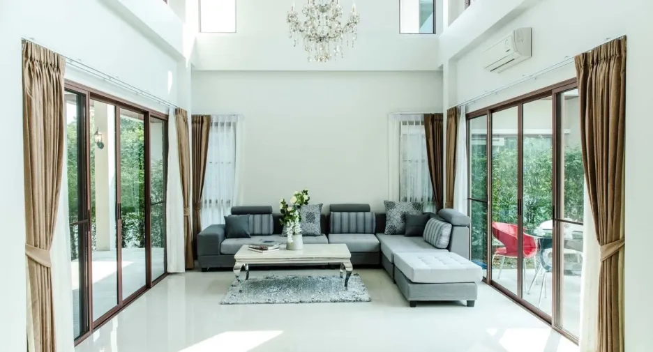 À louer 12 chambres villa à Lat Krabang, Bangkok