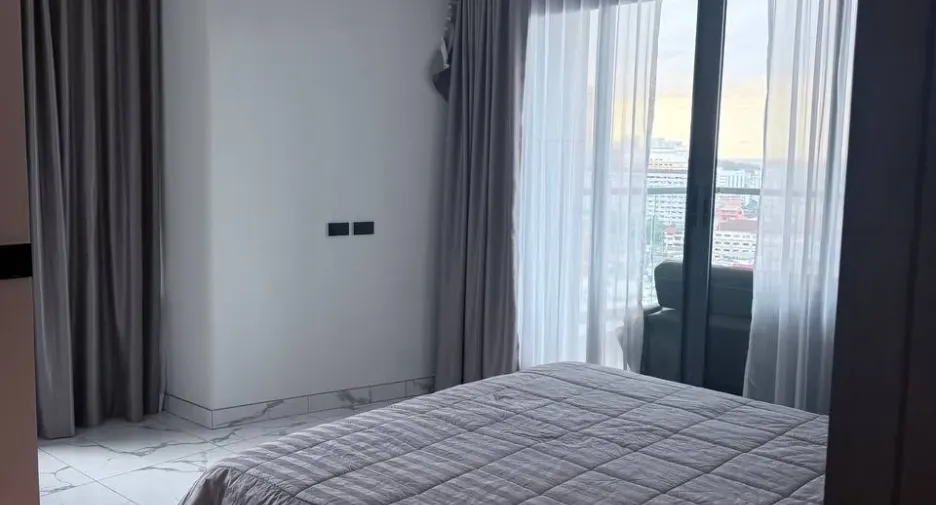 À louer 2 chambres condo à Bang Lamung, Chonburi