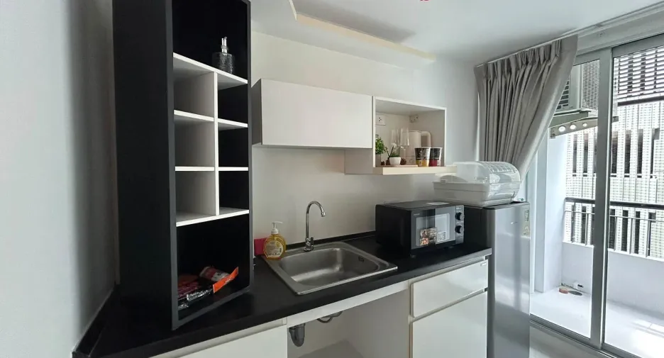 For rent 1 bed condo in Thon Buri, Bangkok
