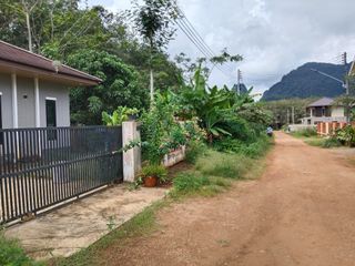 For rent 2 bedrooms house in Mueang Krabi, Krabi