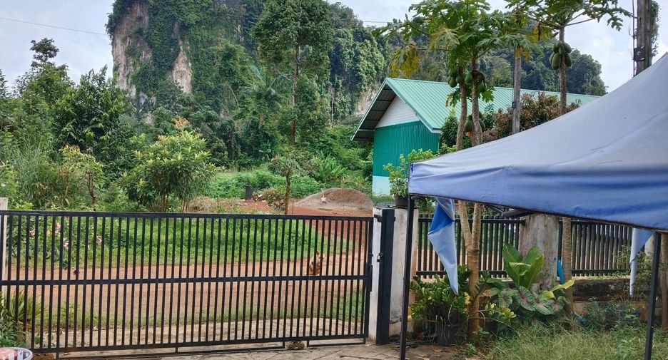 For rent 2 bedrooms house in Mueang Krabi, Krabi