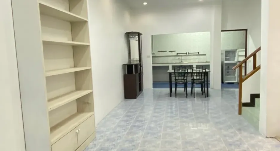 For rent 3 bedrooms townhouse in Mueang Phuket, Phuket