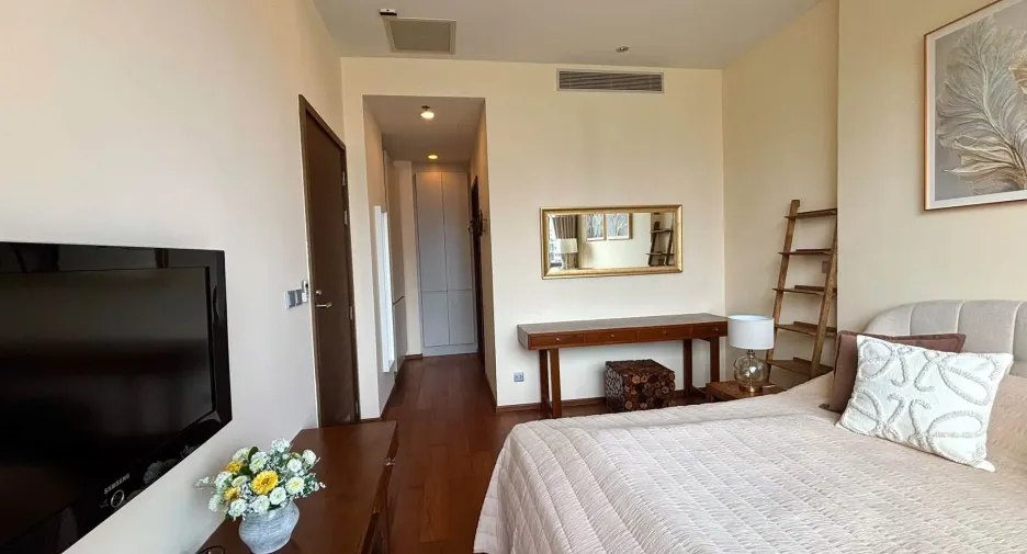 For sale 1 bed condo in Watthana, Bangkok