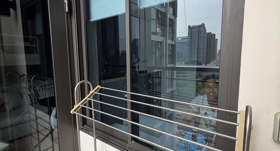For rent 1 bed condo in Ratchathewi, Bangkok