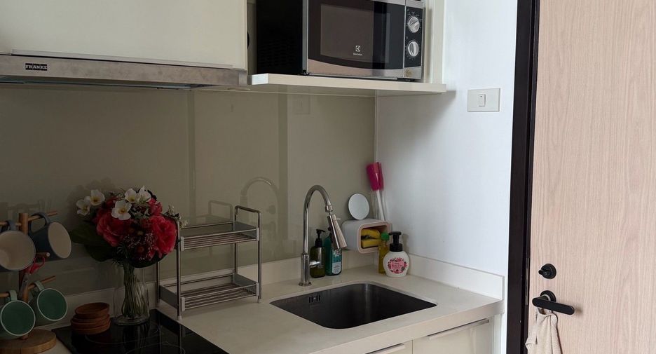 For rent 1 bed condo in Ratchathewi, Bangkok