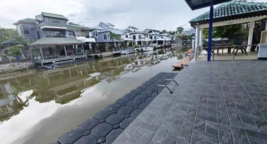Casa en alquiler y en venta de 5 habitaciones en Bang Lamung, Chonburi