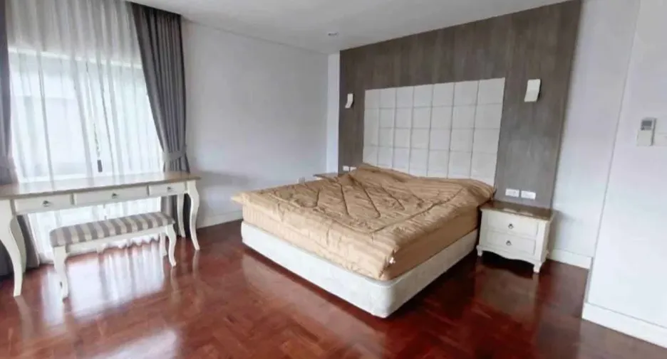 Casa en alquiler y en venta de 5 habitaciones en Bang Lamung, Chonburi