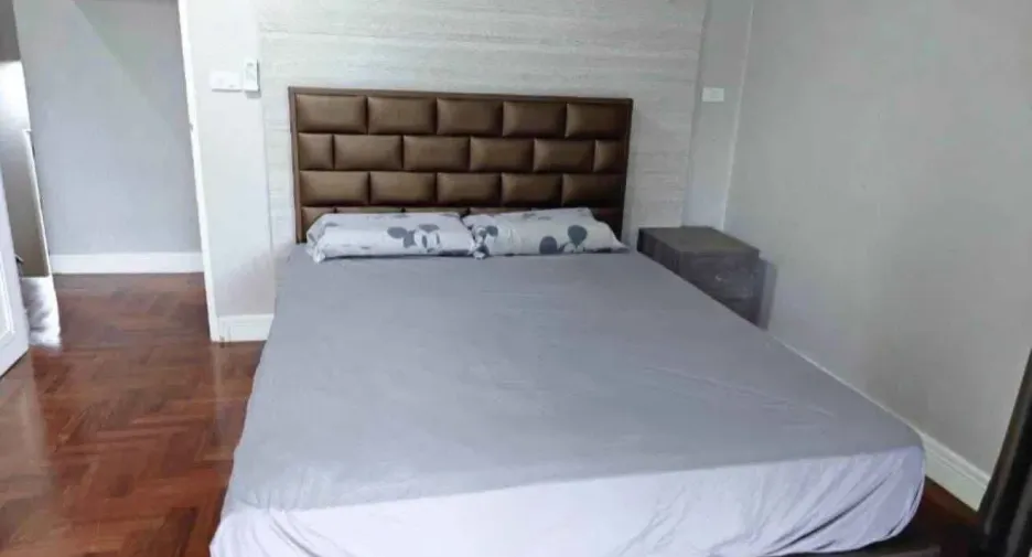 Casa en alquiler y en venta de 5 habitaciones en Bang Lamung, Chonburi
