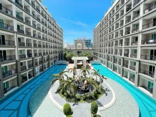 Condo en venta de 2 habitaciones en Bang Lamung, Chonburi