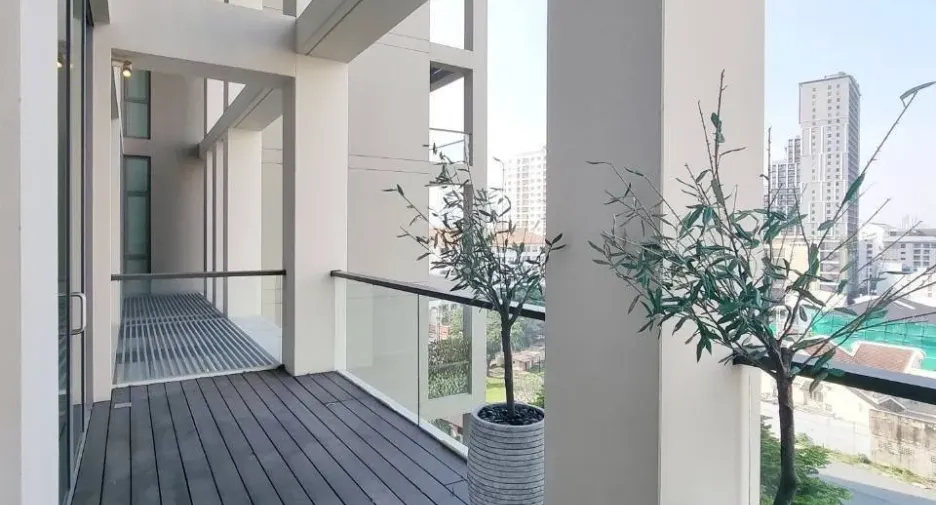Продажа 3 спальни кондо в Сатхон, Бангкок