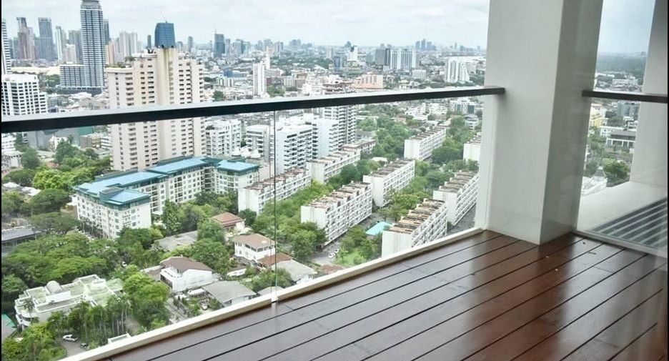 For rent 2 bedrooms condo in Sathon, Bangkok