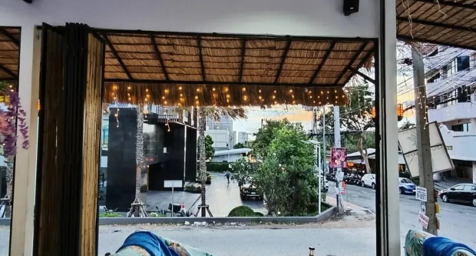 出售 1 卧室 商业空间 在 Bang Lamung, Chon Buri