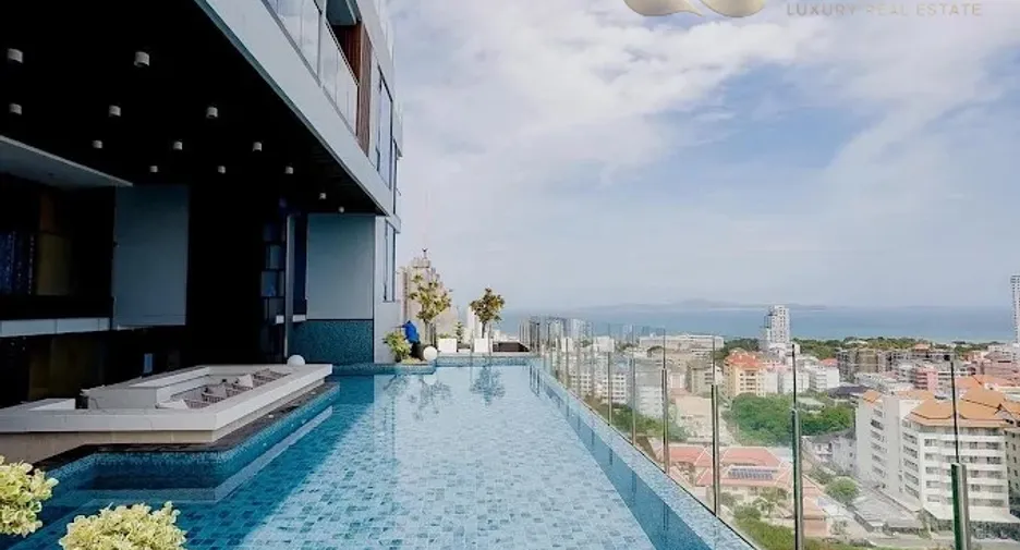 For rent 2 bedrooms condo in Bang Lamung, Chonburi