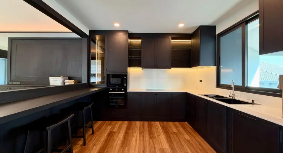 For rent 3 bedrooms villa in Bang Lamung, Chonburi