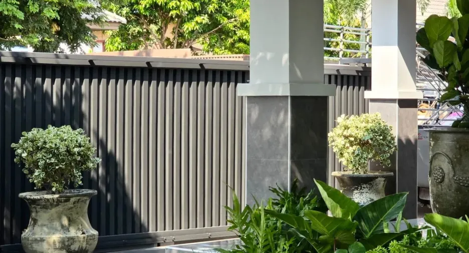 For rent 3 bedrooms villa in Bang Lamung, Chonburi