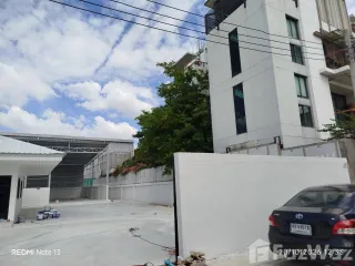 Продажа и аренда 1 кровать офис в Mueang Samut Prakan, Самутпракан