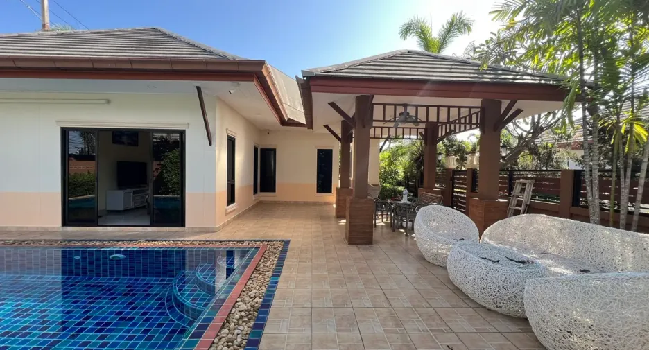For rent 2 bedrooms house in Huay Yai, Pattaya