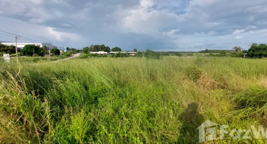 Продажа Участок в Nikhom Phatthana, Районг