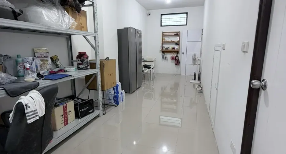 Продажа офис в Mueang Pathum Thani, Патумтани