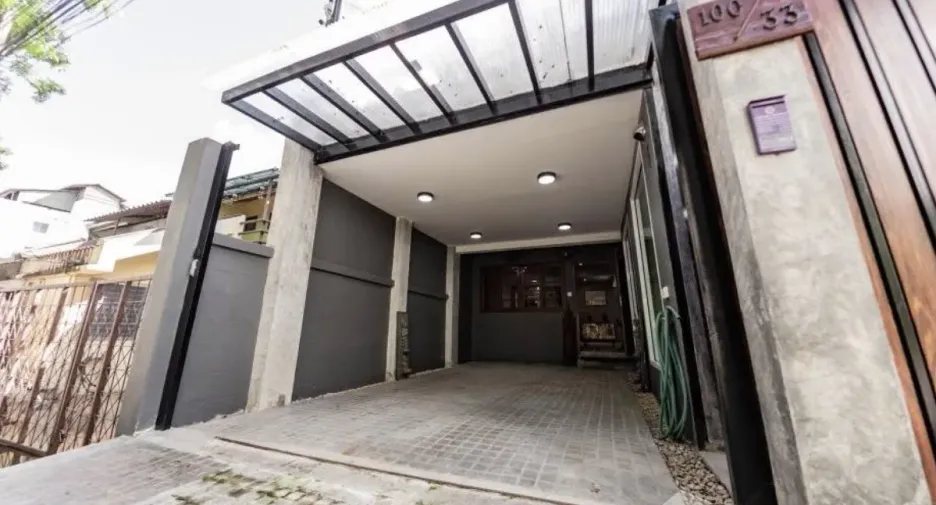 For rent 3 ベッドルーム townhouse in Mueang Chiang Mai, Chiang Mai