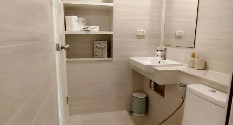 For rent 1 bed condo in Mueang Phuket, Phuket