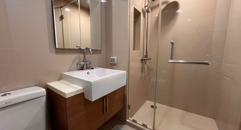 For rent 1 Beds condo in Watthana, Bangkok