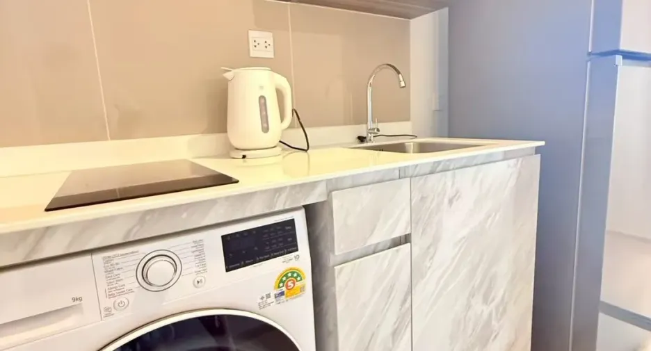 For sale 2 bedrooms condo in Phra Khanong, Bangkok