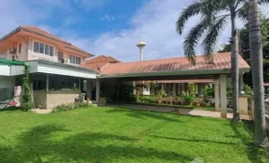 For rent 5 bedrooms house in Saraphi, Chiang Mai